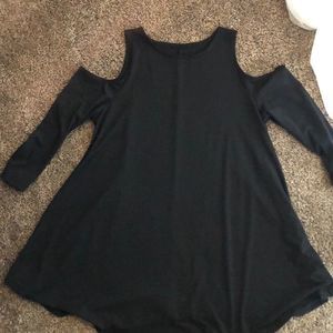 XL long black top with shoulder cut outs. Like new